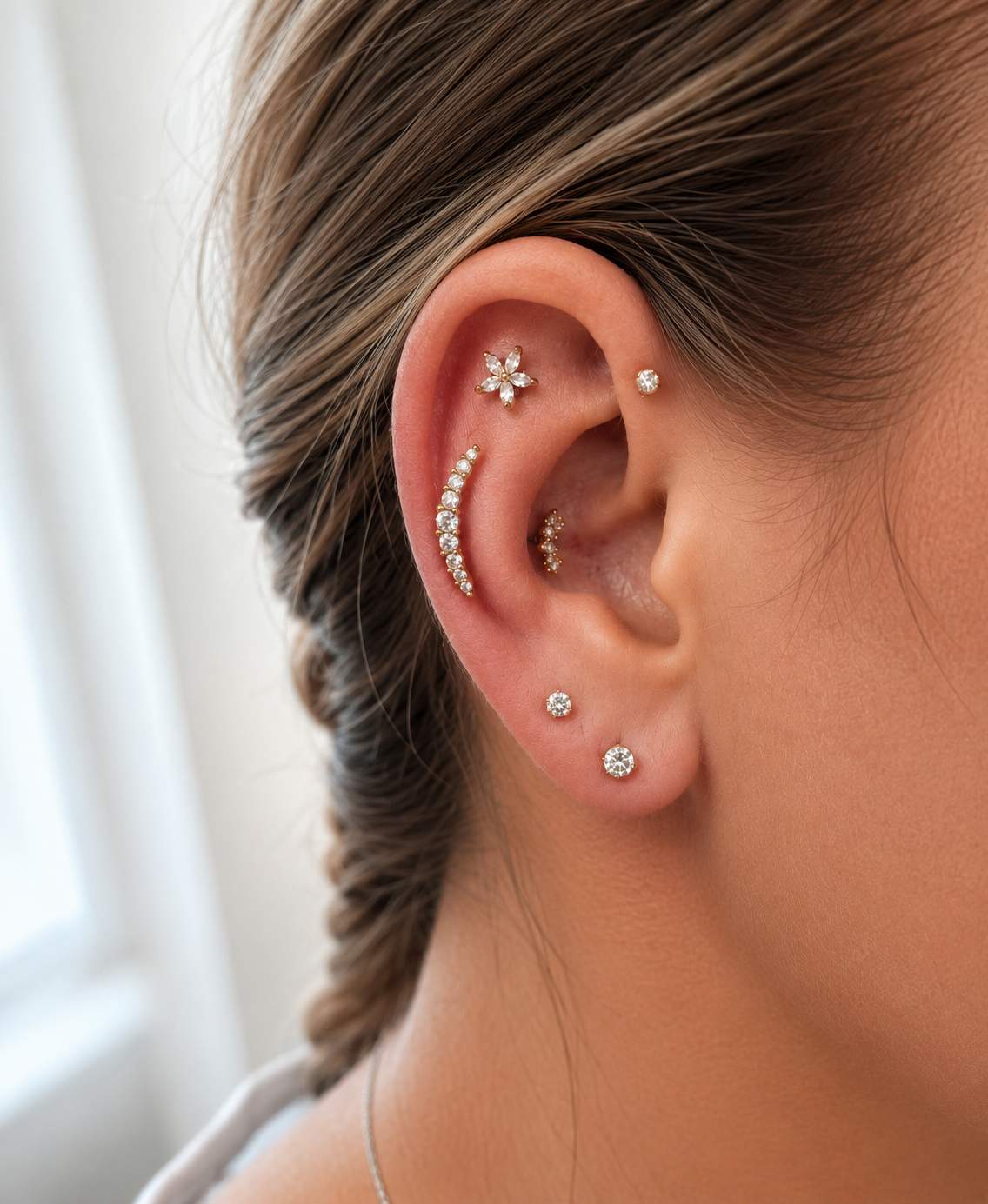 Piercing ucha Liberec - profesionální aplikace piercingu
